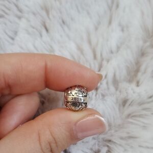 2018 Pandora Club Charm